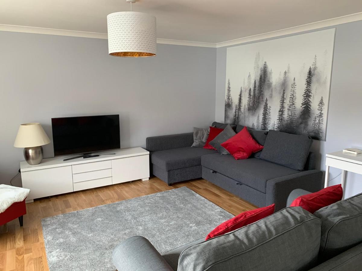 Flat One, 212 Eaglesham Road, East Kilbride, Glasgow Ngoại thất bức ảnh